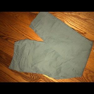 Old Navy green pixie pants